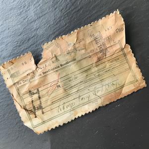vintage  receipt  1940  worn  aged  authenticity  document  paper  stamp  used 1075078